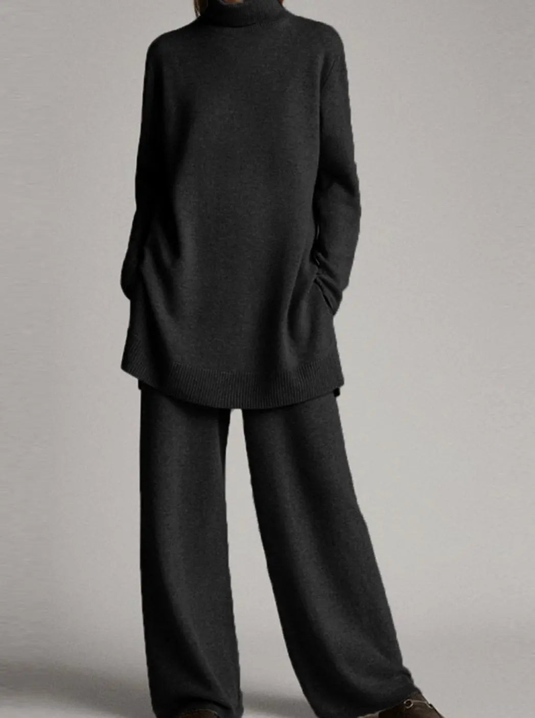 Conjunto de punto extragrande para estar en casa, cuello alto y pantalón de pierna ancha