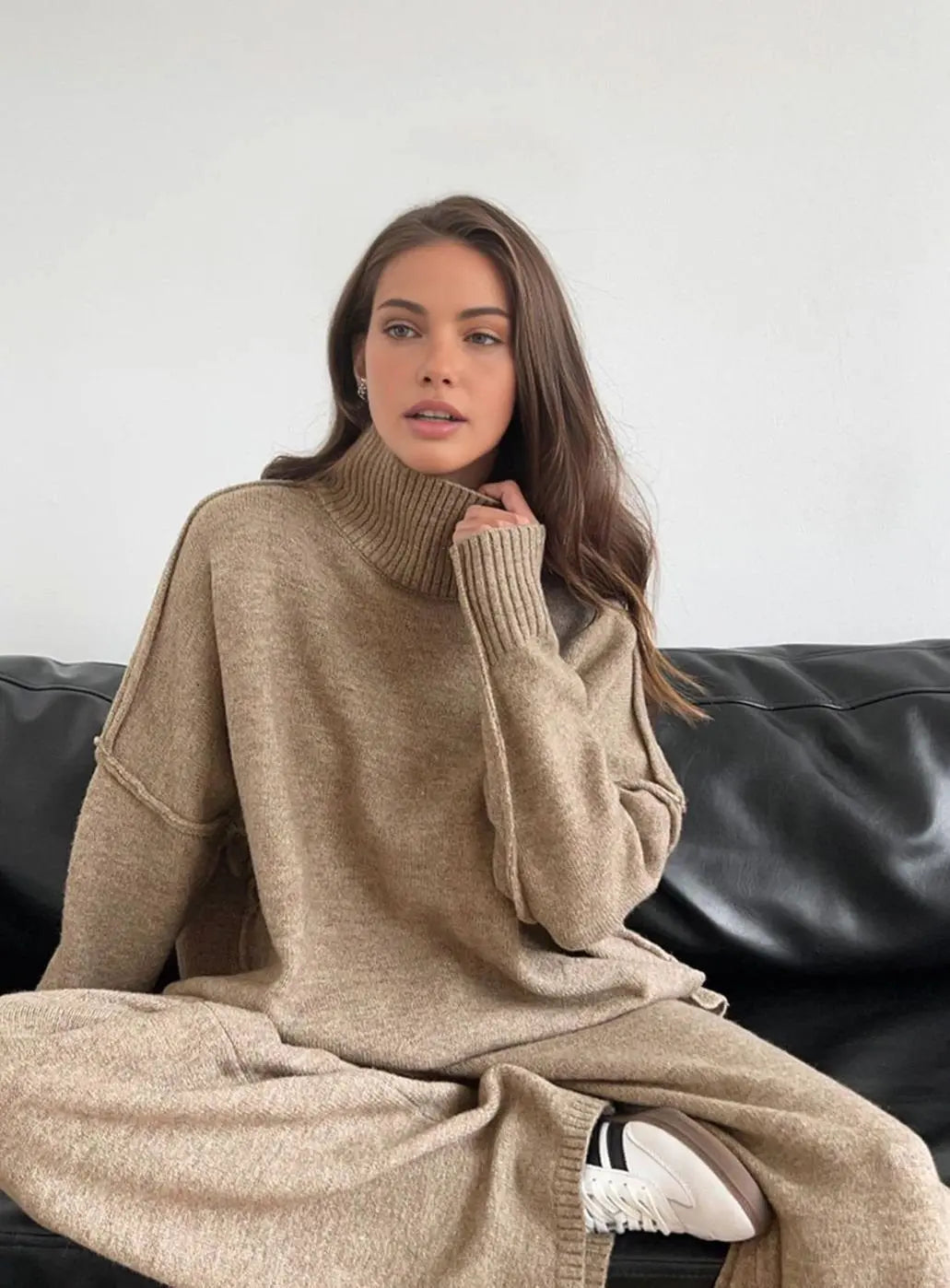 Conjunto de punto extragrande para estar en casa, cuello alto y pantalón de pierna ancha