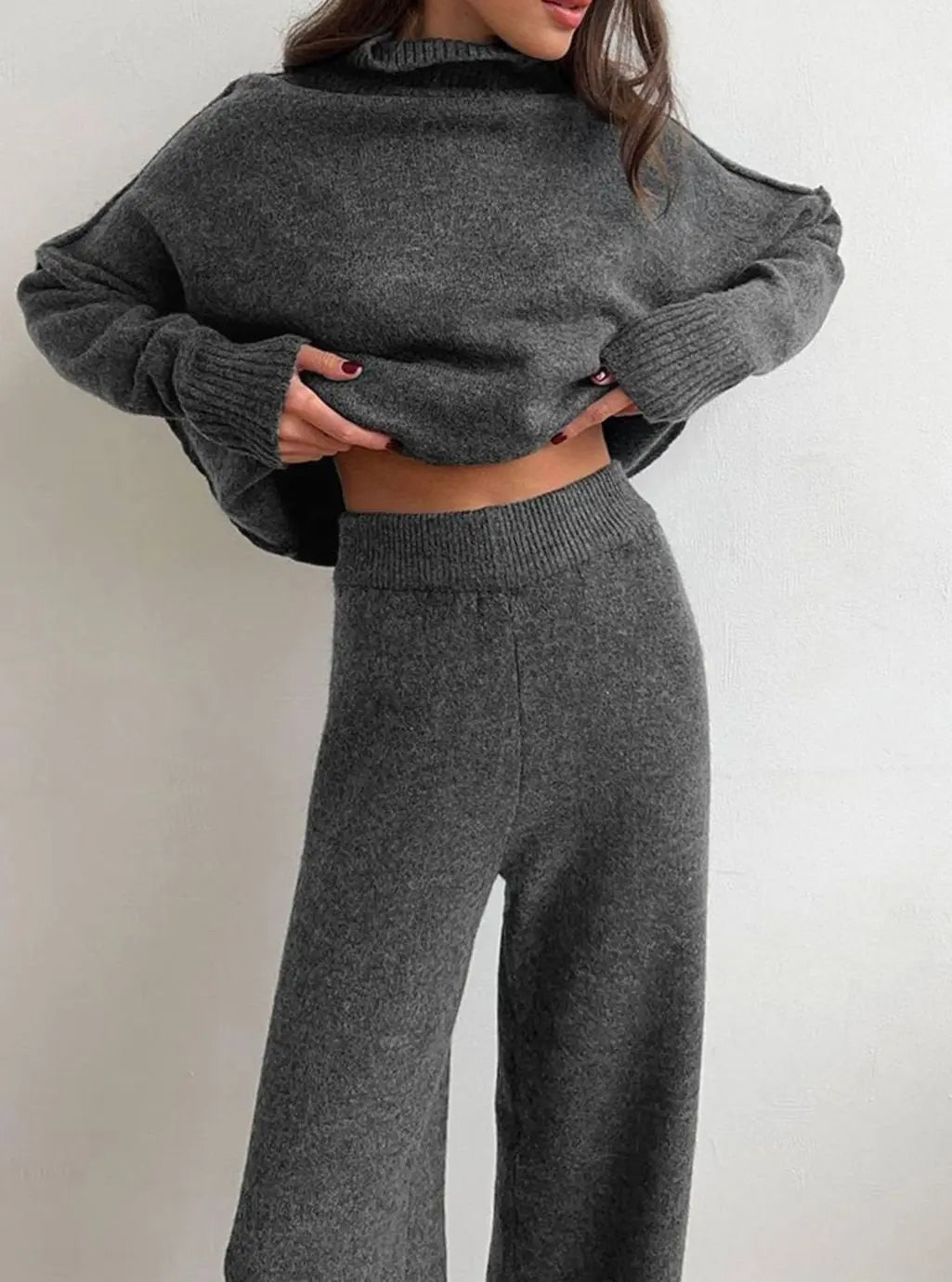 Conjunto de punto extragrande para estar en casa, cuello alto y pantalón de pierna ancha