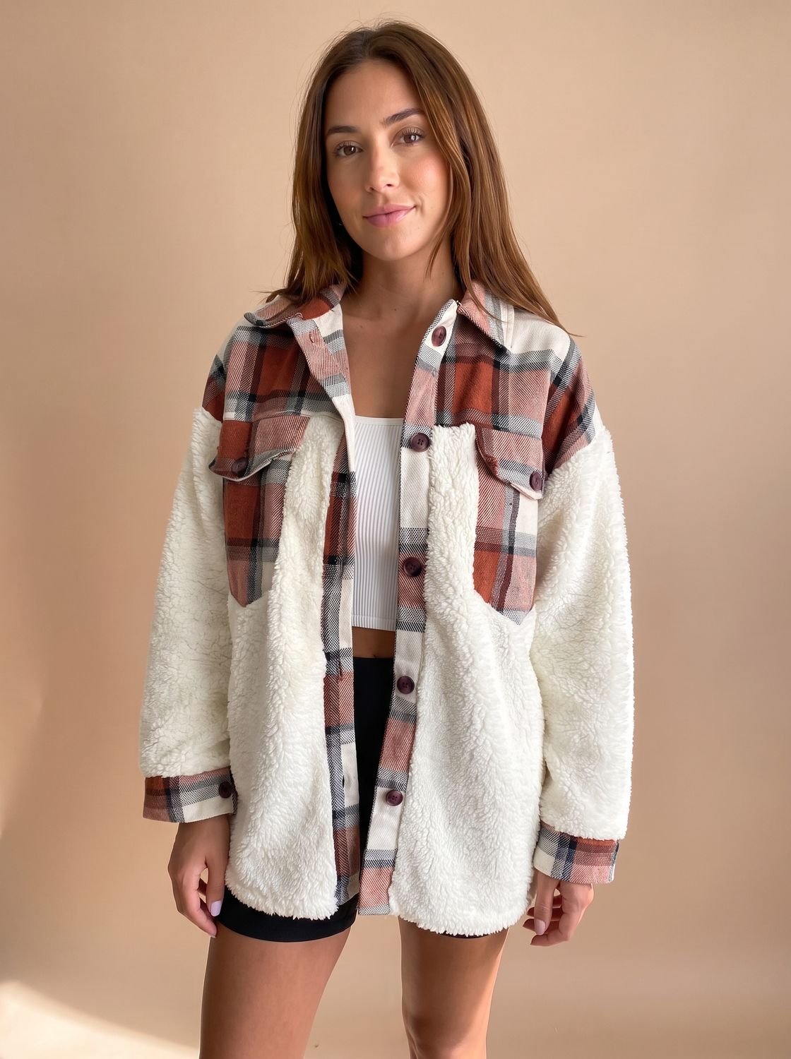 Sophie | Sobrecamisa de forro polar sherpa a cuadros con botones, para mujer