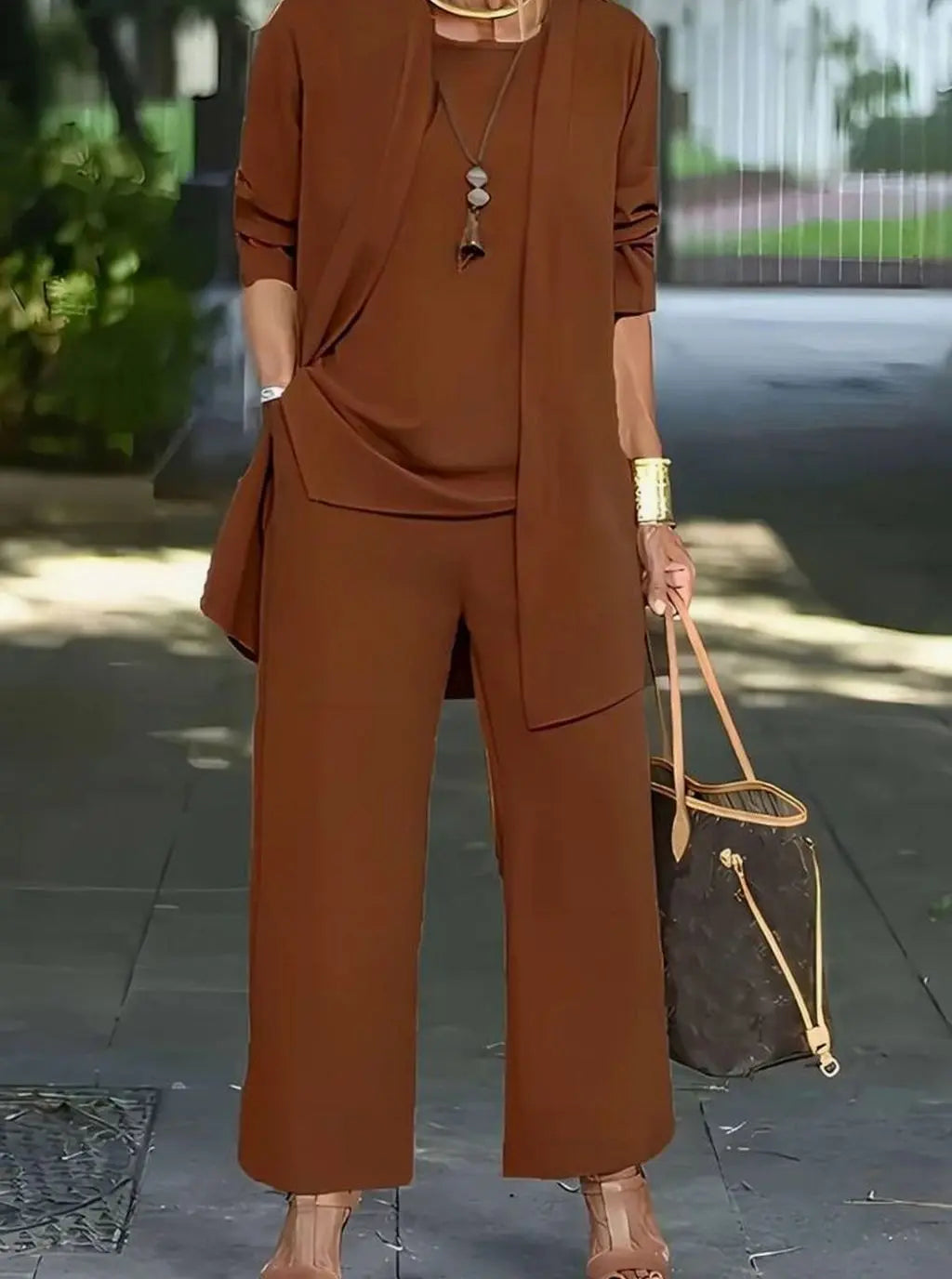 Conjunto de tres piezas para mujer con pantalón de pierna ancha y corte relajado