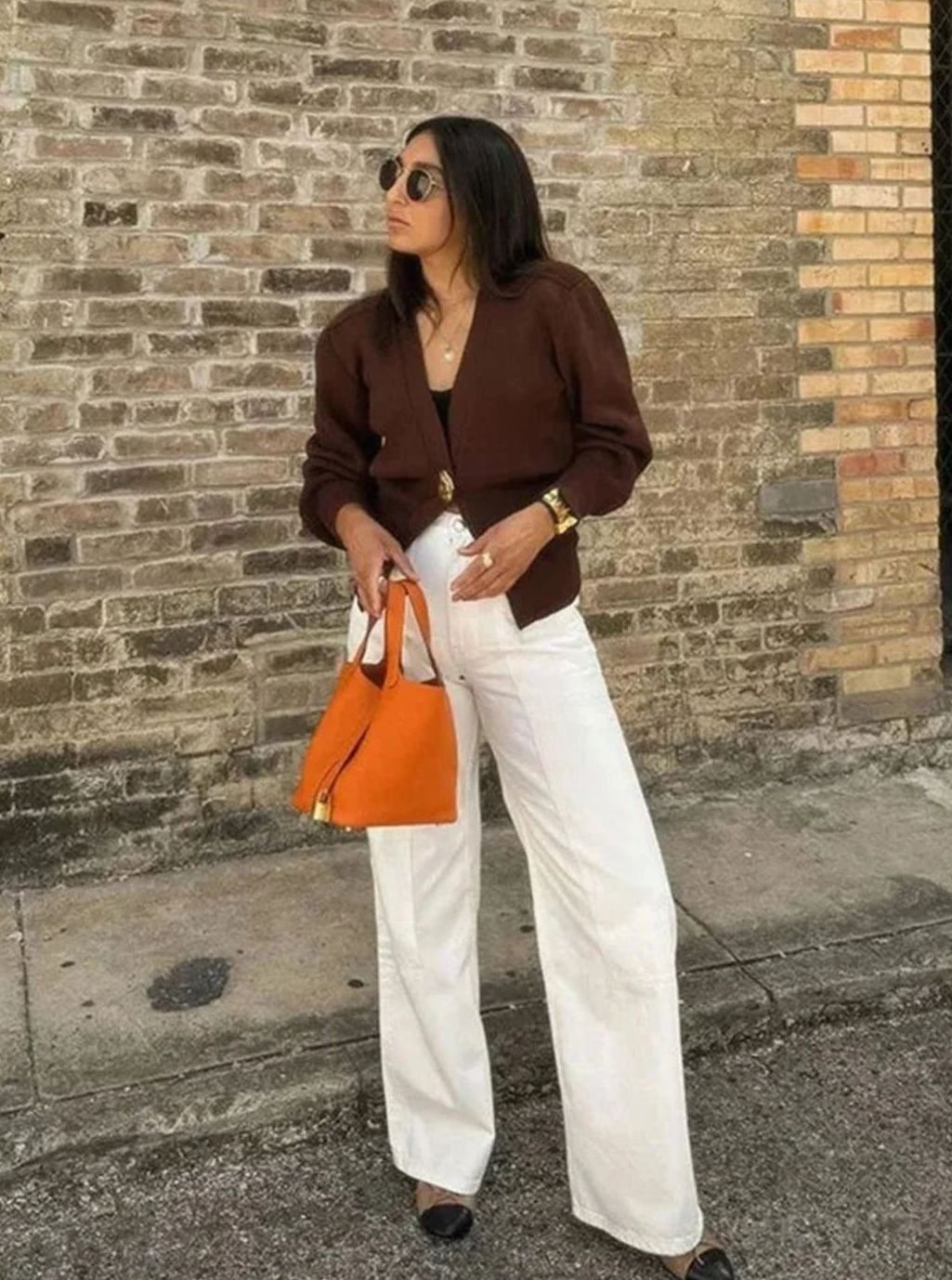 Cárdigan de punto para mujer con escote en V y botones dorados