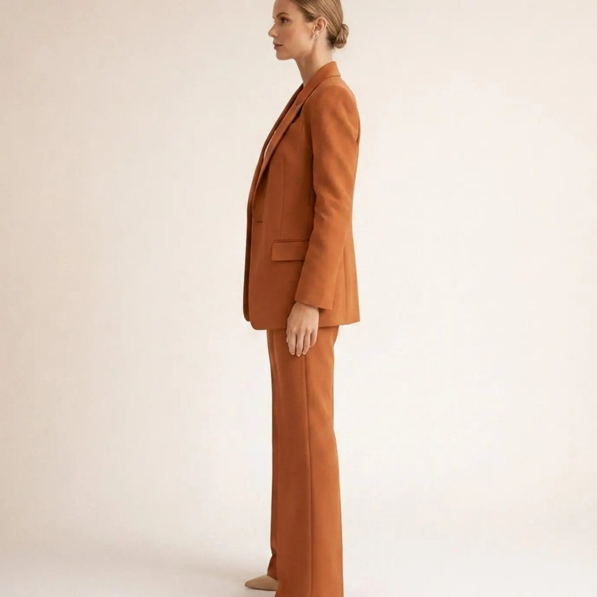 Conjunto de traje para mujer, con blazer entallada y pantalón de pernera ancha