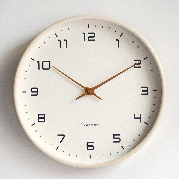 Reloj de pared cuadrado nórdico de madera maciza y silencioso